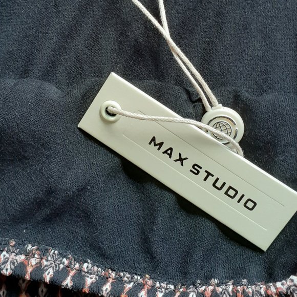 Max Studio Skirt - Picture 3 of 4